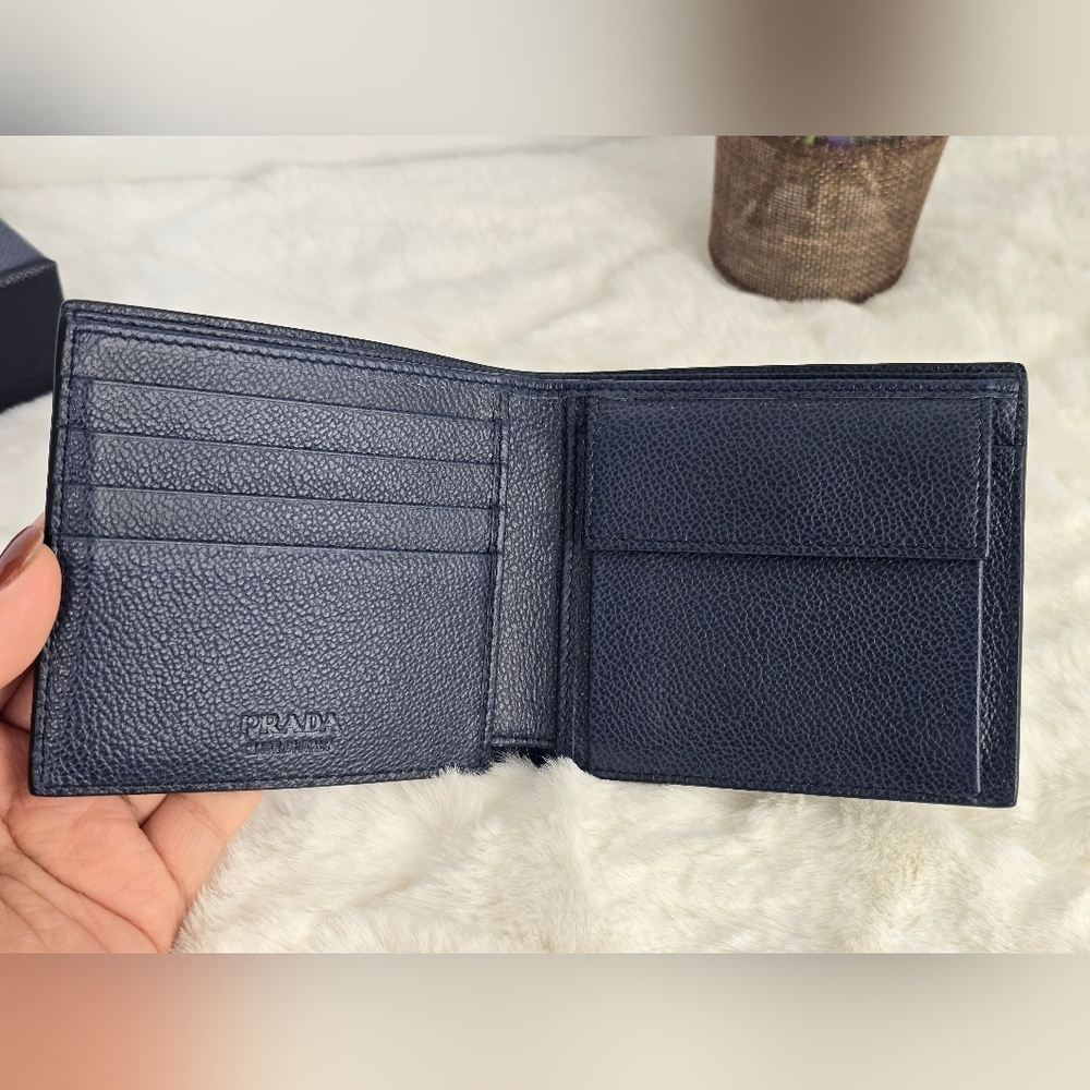 NWT❤️Prada Black Navy Vitello Micro Grain Leather Men Wallet - Picture 12 of 14